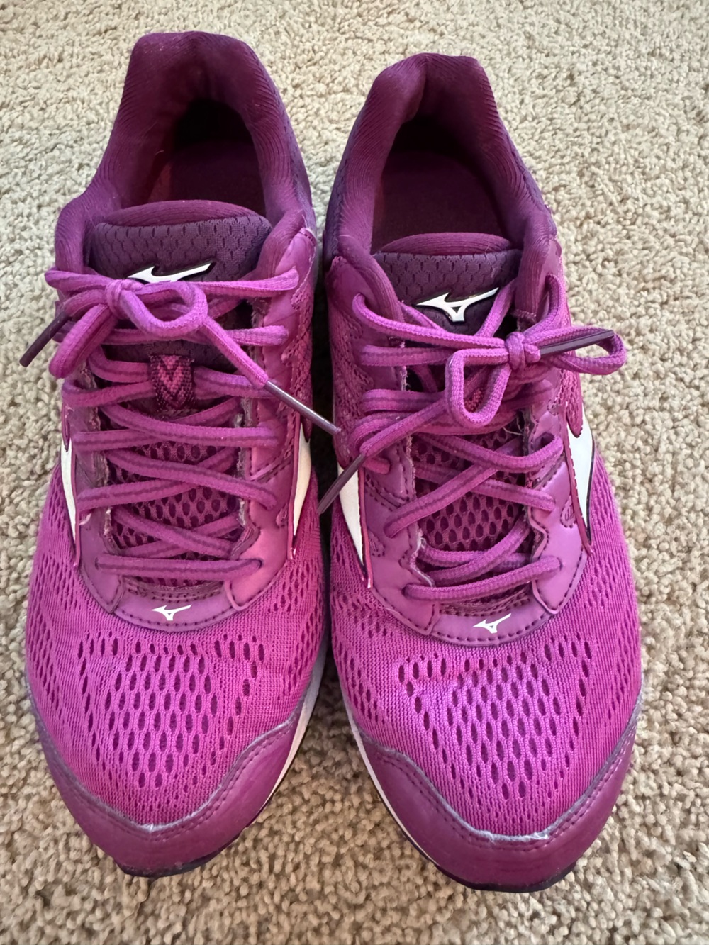 Mizuno Women's Plum/Pink Athletic Running Sneakers